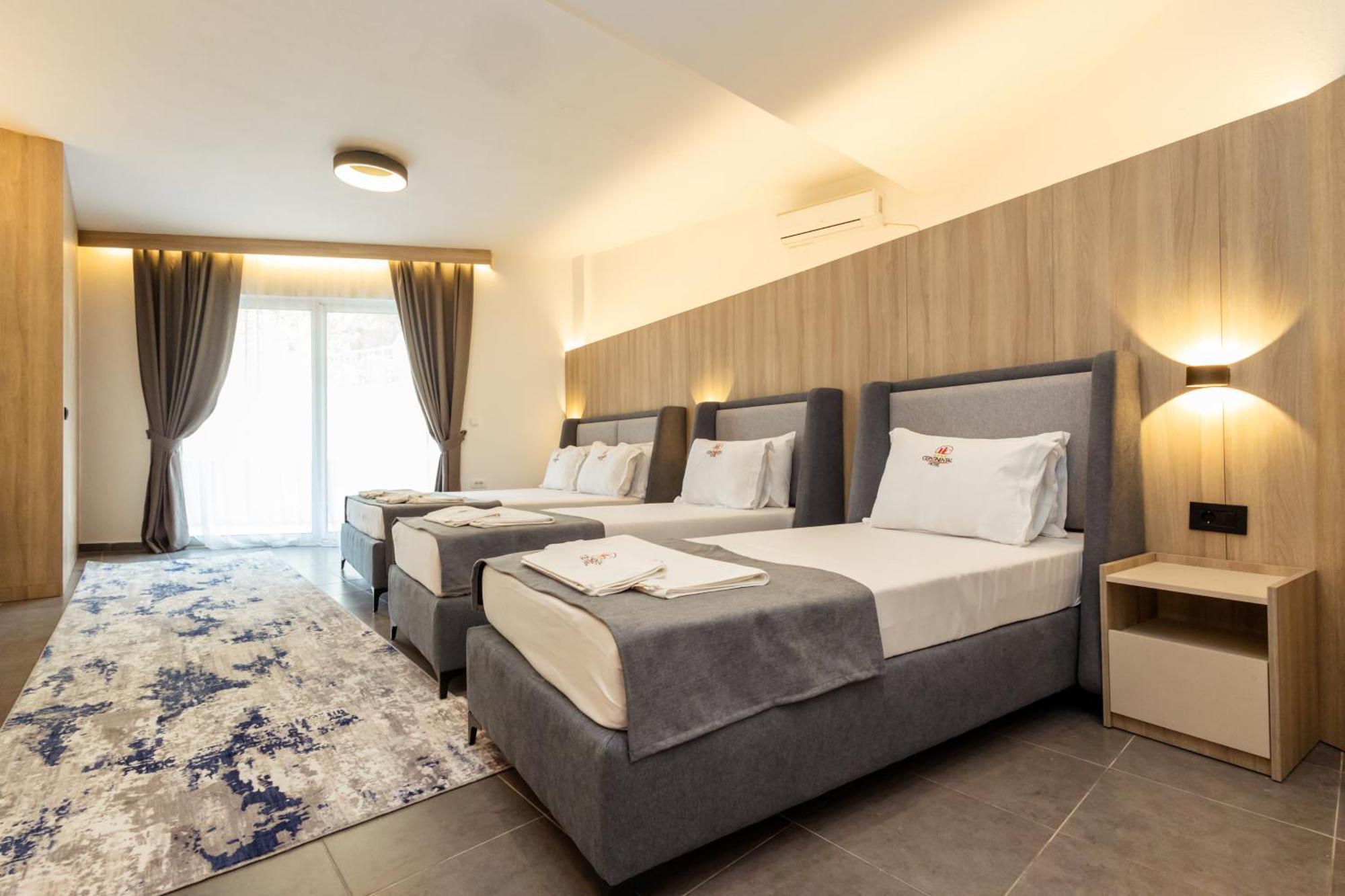 Continental Hotel Ulcinj Kültér fotó