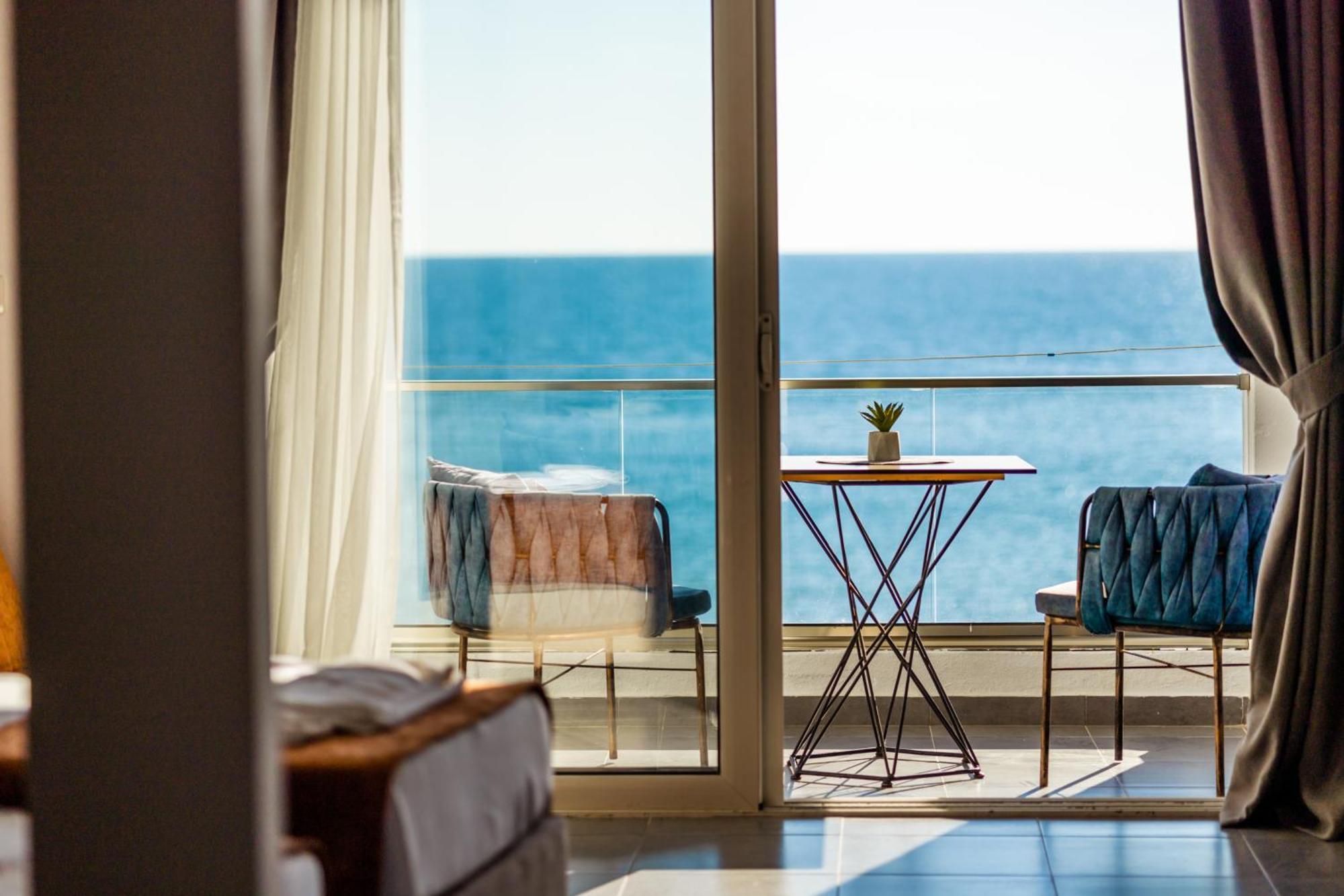 Continental Hotel Ulcinj Kültér fotó