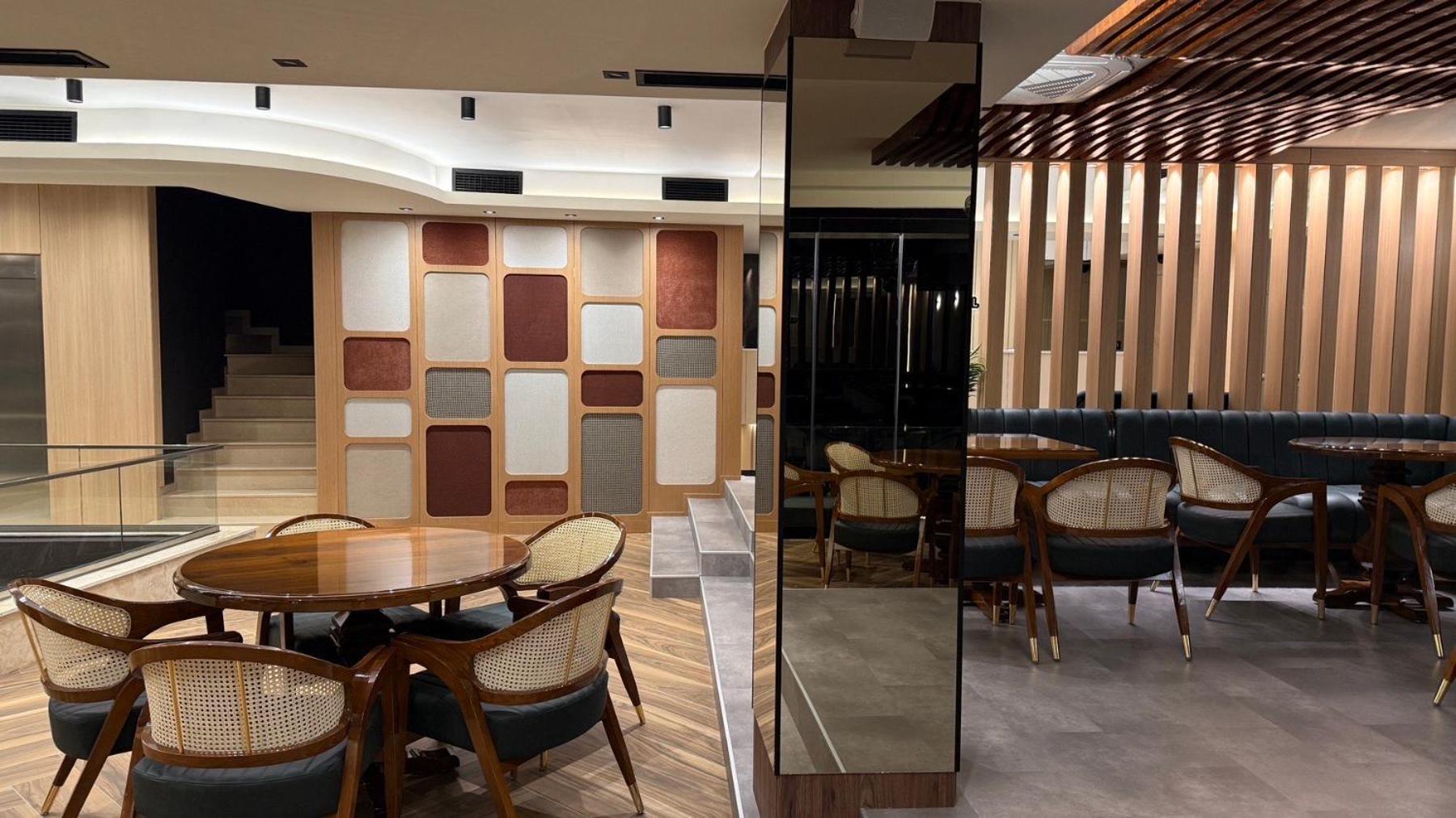 Continental Hotel Ulcinj Kültér fotó
