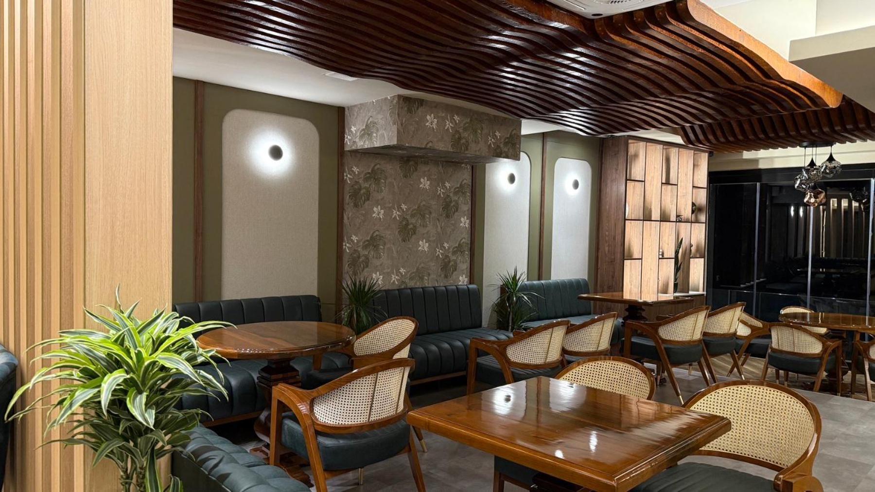 Continental Hotel Ulcinj Kültér fotó